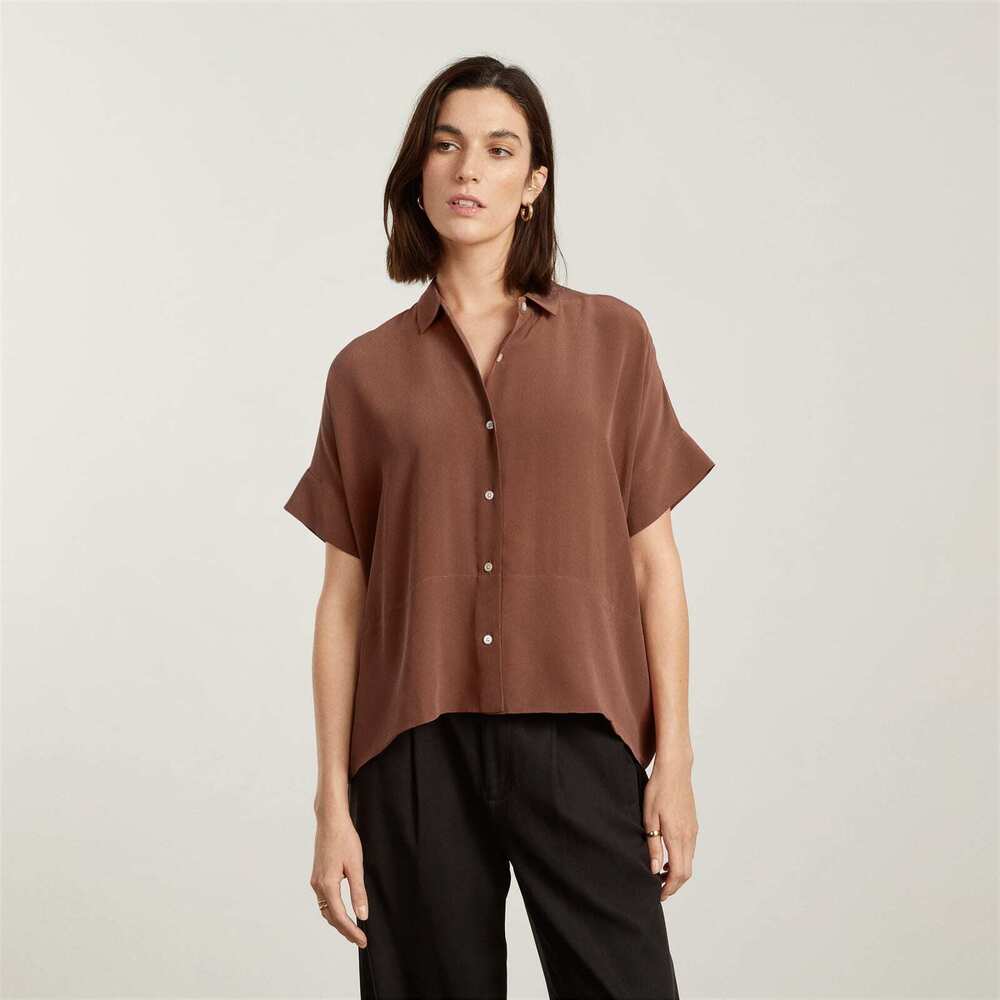 Everlane The Boxy Shirt in Washable Silk Red Base - Size 6